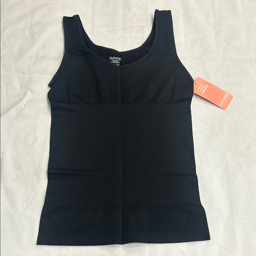 NWT! Yummie Everyday Seamless Shapewear M/L
